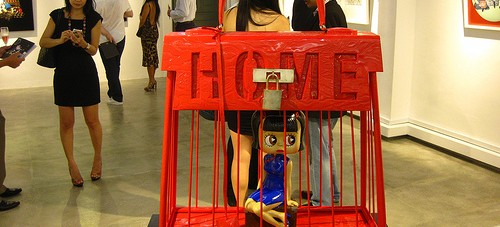 Vue Privée Presents “Buy Bye”