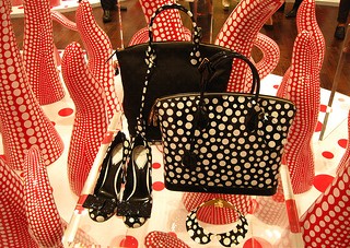 Going Dotty: Louis Vuitton – Yayoi Kusama Concept Store Opens in Singapore