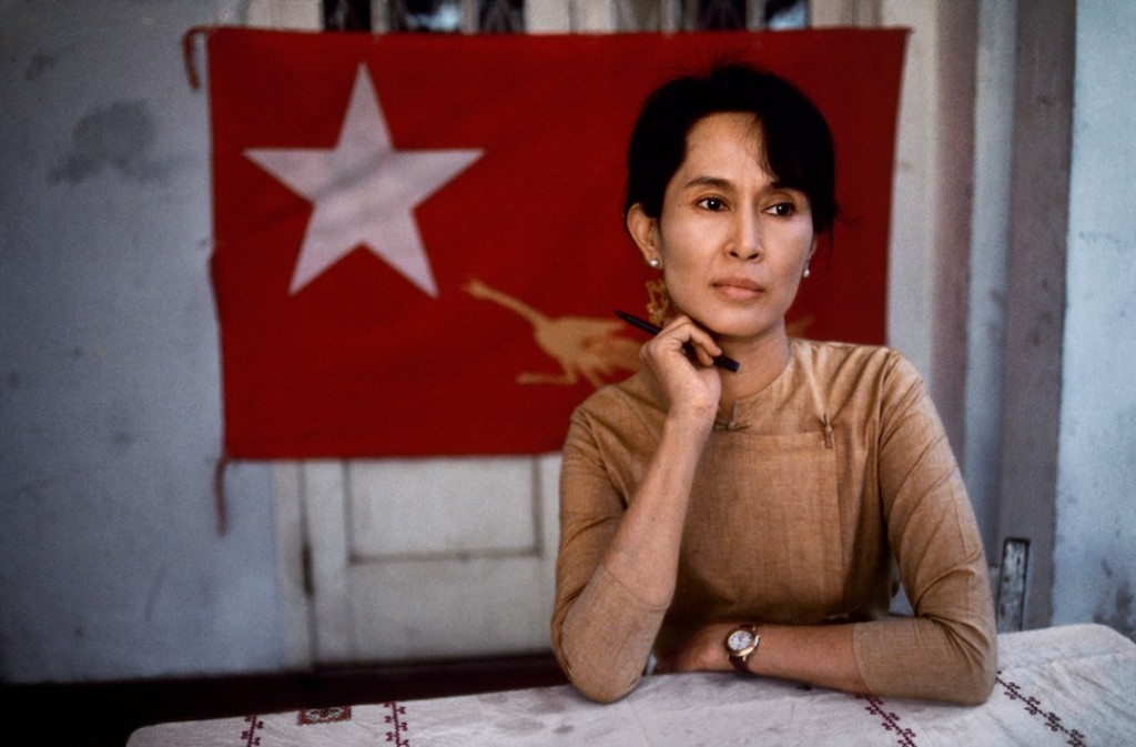 Steve McCurry, Daw Aung San Suu Kyi, nonviolent activist and winner of the 1991 Nobel Peace Prize, Rangoon, Burma (Myanmar), 1995, ultrachrome print, 30 x 40 inches/76.2 x 101.6 cm; © Steve McCurry, photo courtesy of Sundaram Tagore Gallery.