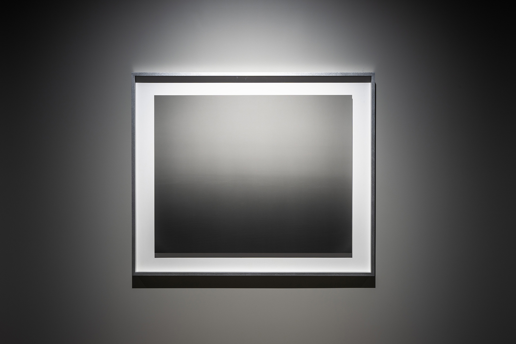 Figure 23: Installation view of Hiroshi Sugimoto, Tyrrhenian Sea, Scilla (1993), gelatine silver print, 119.4 x 149.2 cm, as part of ‘Hiroshi Sugimoto: Form Is Emptiness’. Image courtesy of Singapore Art Museum 